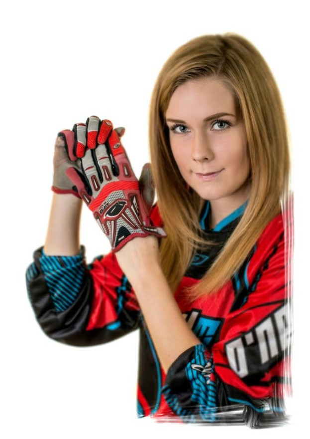miriam zavacká - motocross rider (16)