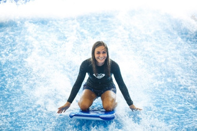 1_Zuzana_Vrablova__na_ bodyboarde