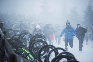 chinese-downhill-hromadný-sjezd-na-kolech-foto-kasl-report-špindl-20.-2