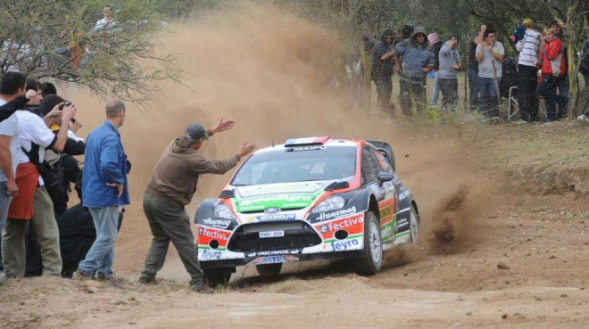 922683_521621581228067_1403054952_n