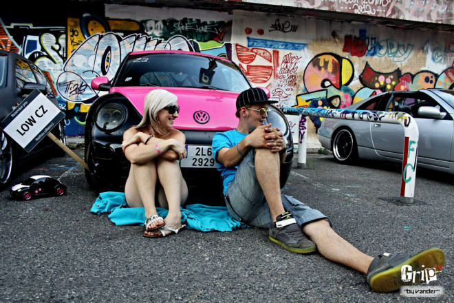 16 STREET CARS PARKING PRAHA 3.0