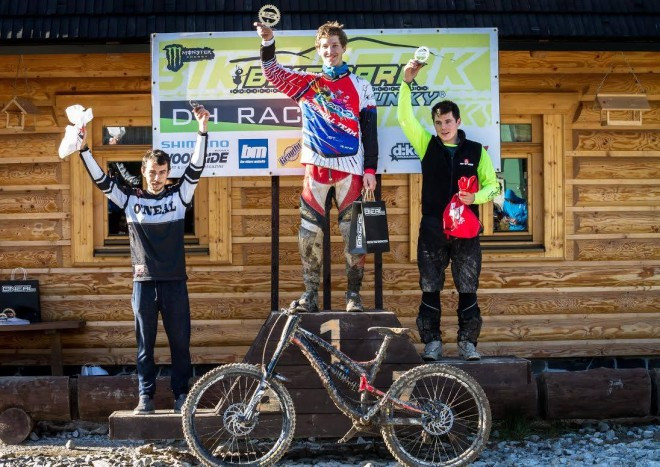 adrien-adam-dh-race-gruniky-2016